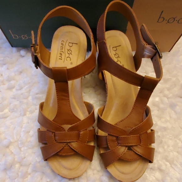 boc ivins wedge sandal